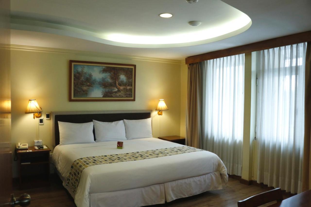 Hotel Republica Quito Esterno foto