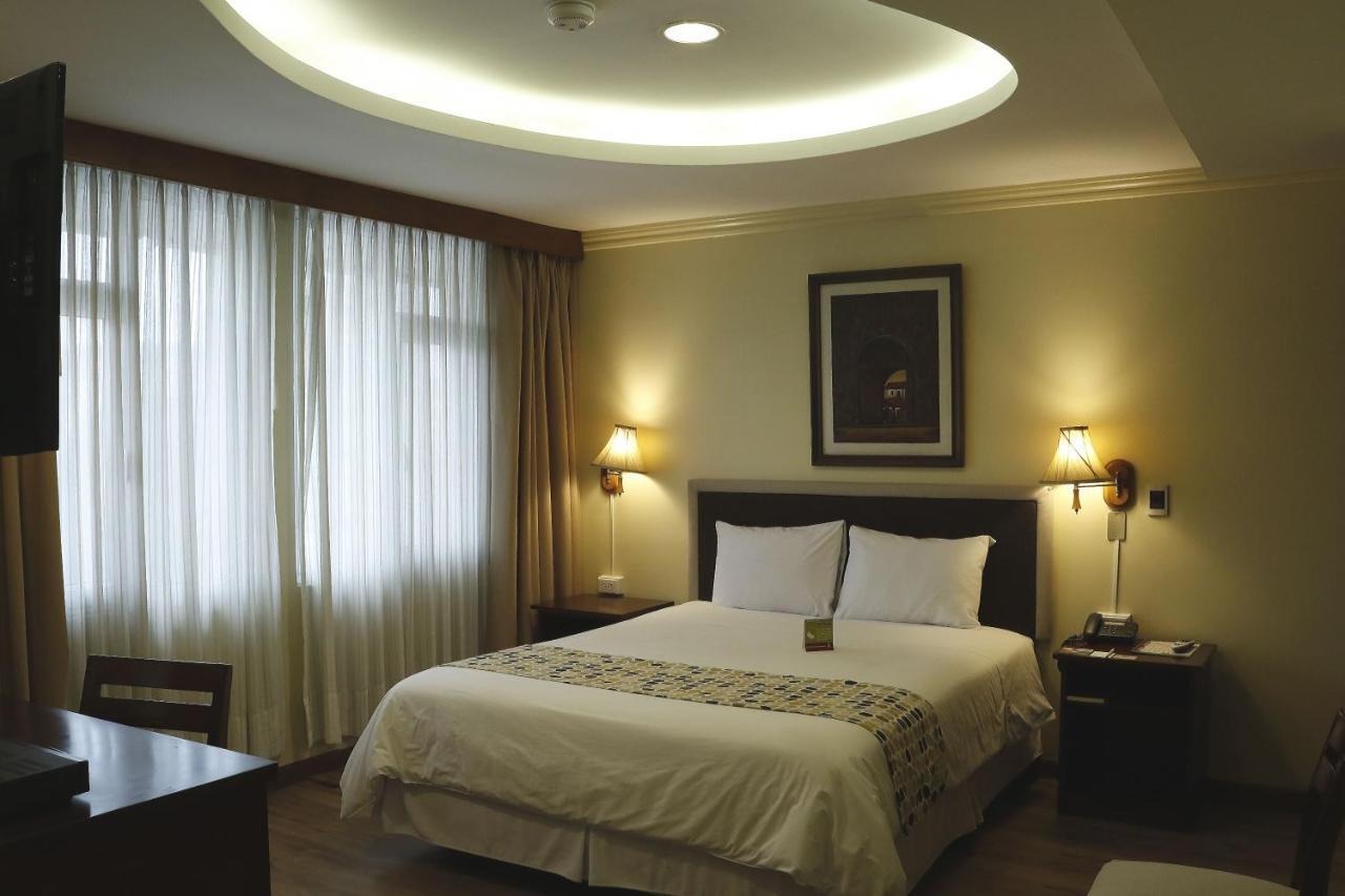 Hotel Republica Quito Esterno foto
